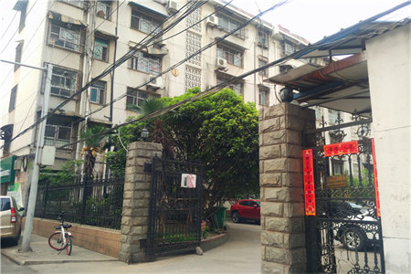 新苑小区-台儿庄学区房，13869425988